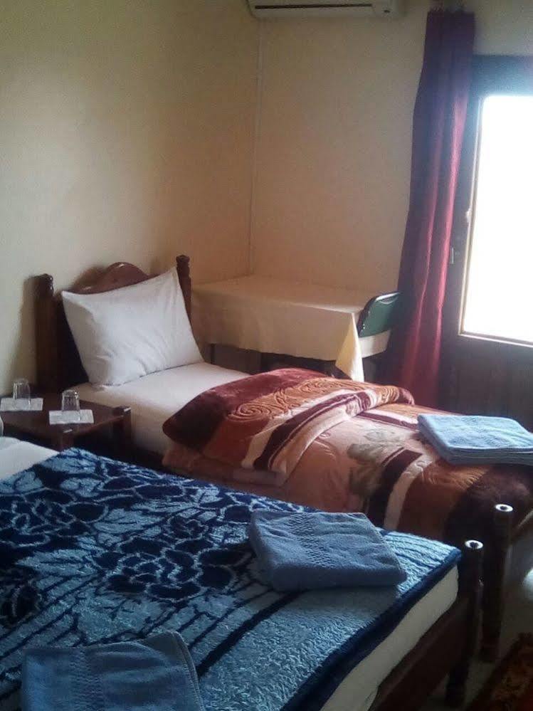Hotel Almanader Boumalne Dades Luaran gambar