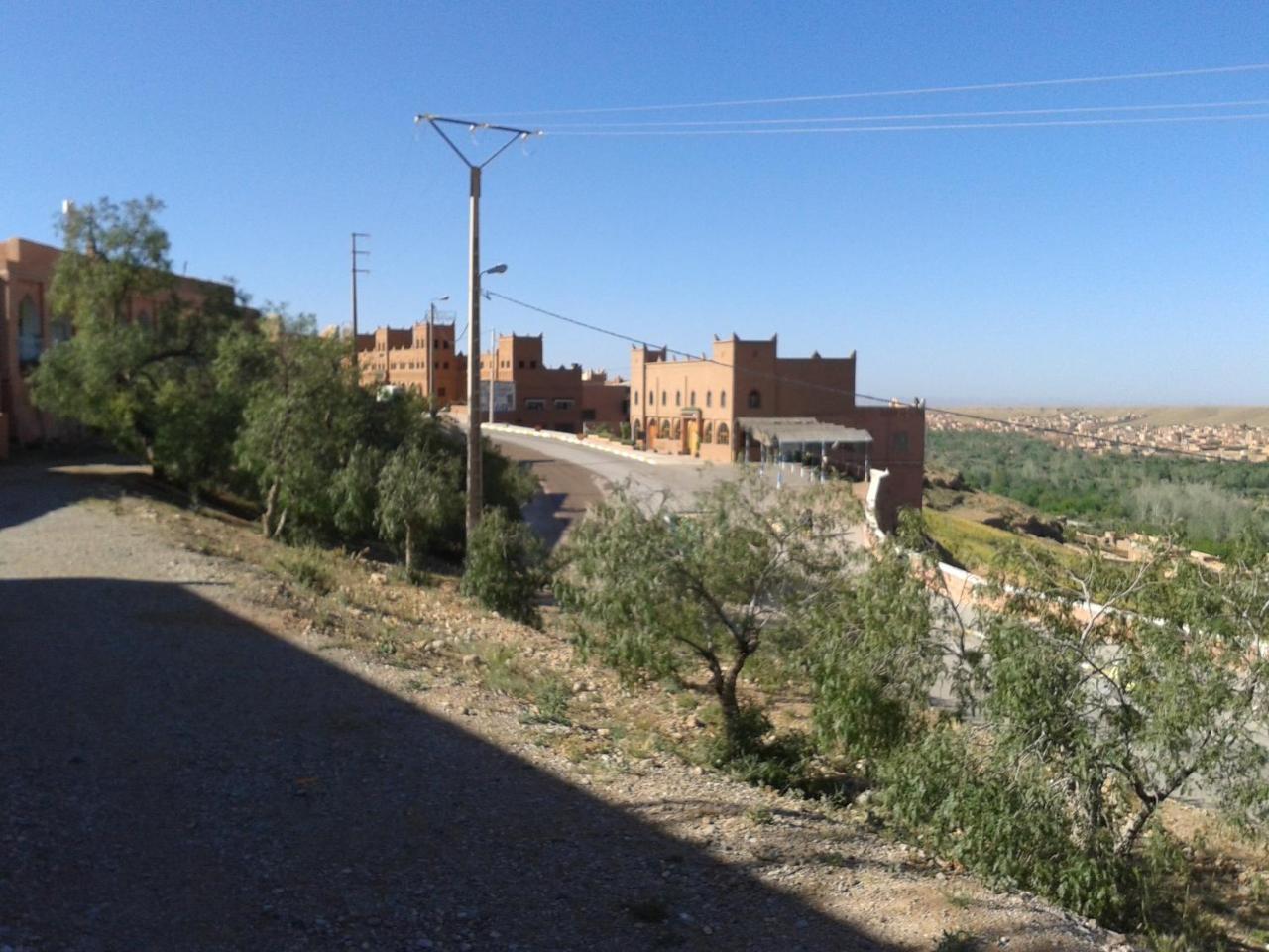 Hotel Almanader Boumalne Dades Luaran gambar