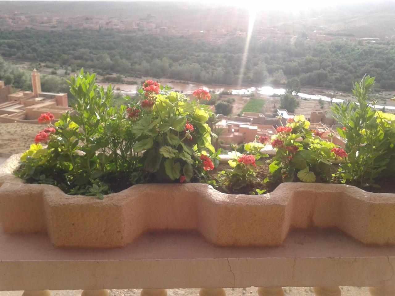 Hotel Almanader Boumalne Dades Luaran gambar